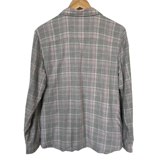 L.L. Bean Pink & Gray Plaid Button Down Shirt Cotton Lined Size Medium - Picture 2 of 9